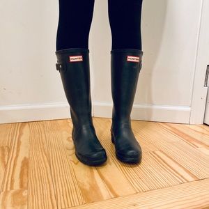 Hunter boots pics for reference